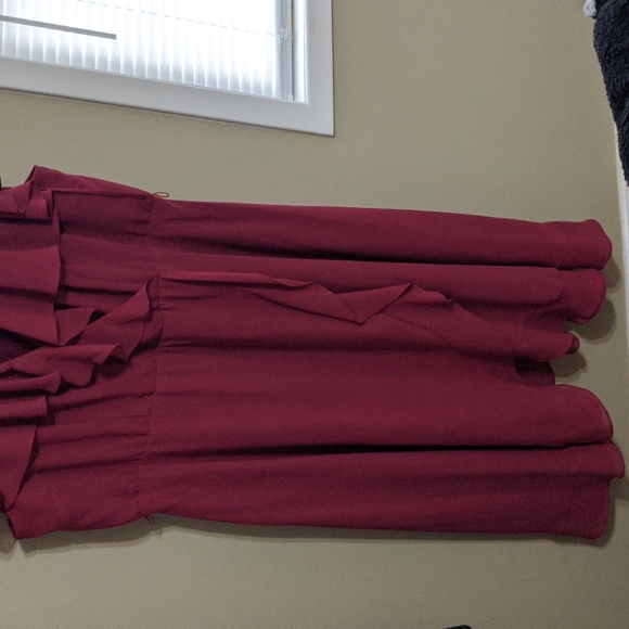 Laura plus mock wrap dress with ruffled sleeves - Picture 2 of 4